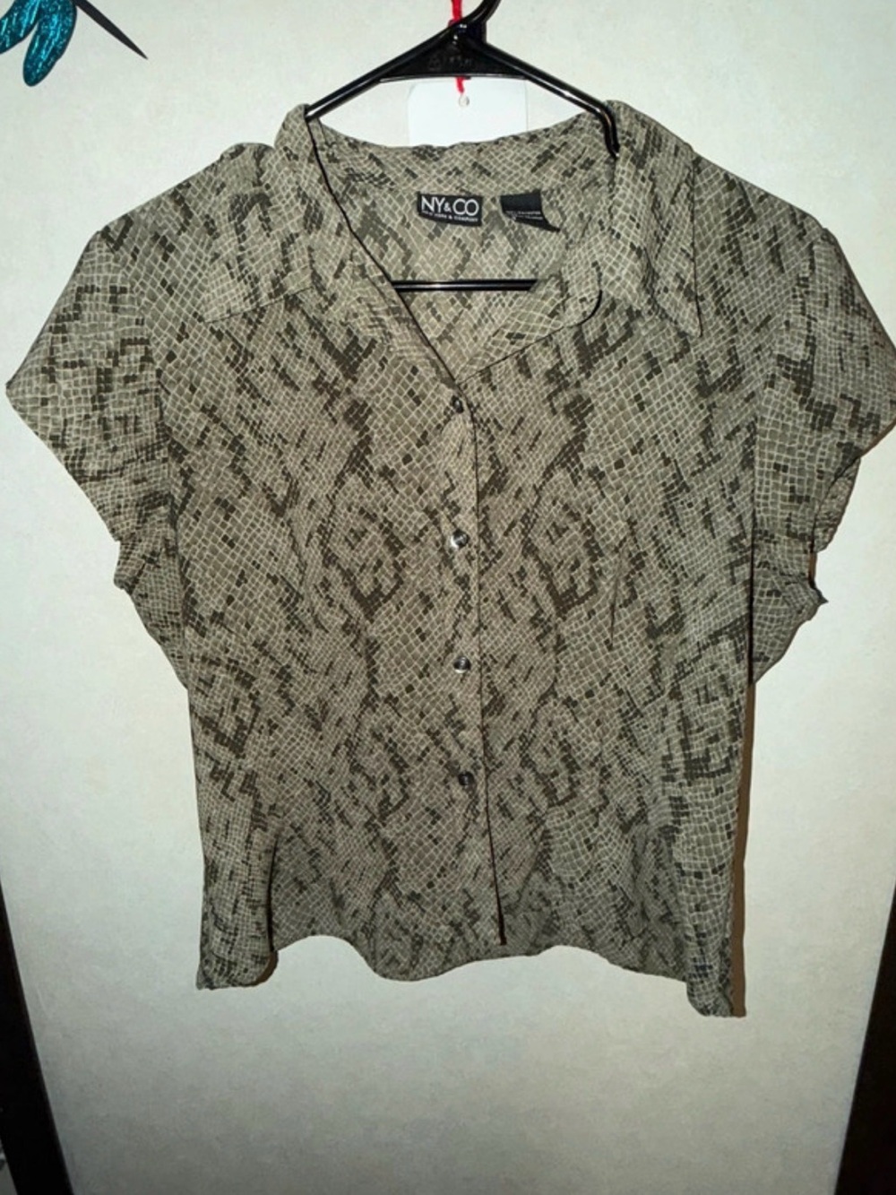 New York & Company Olive Snake Print Short-Sleeve Button-Front Blouse